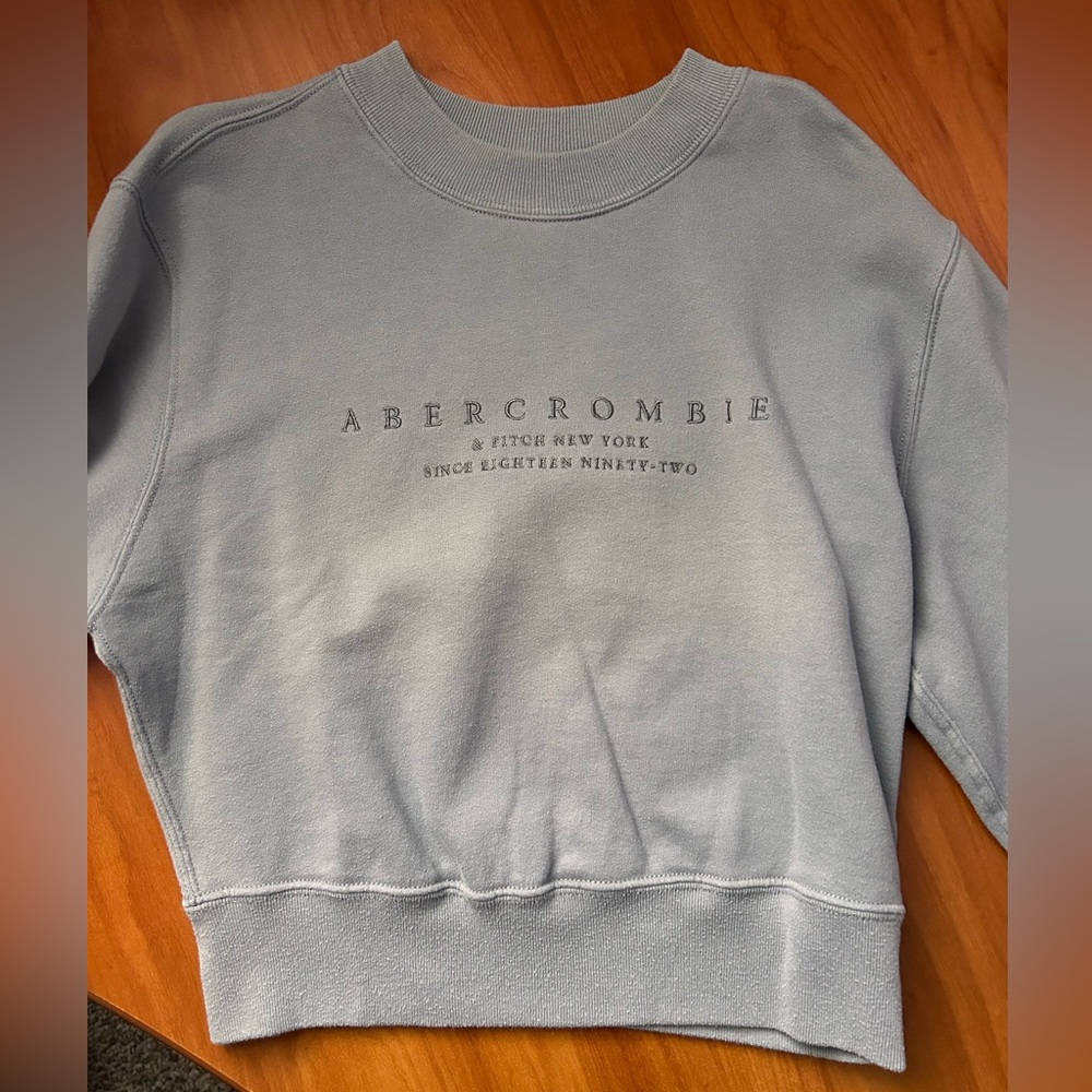 Abercrombie Blue Crew Sweater XXS